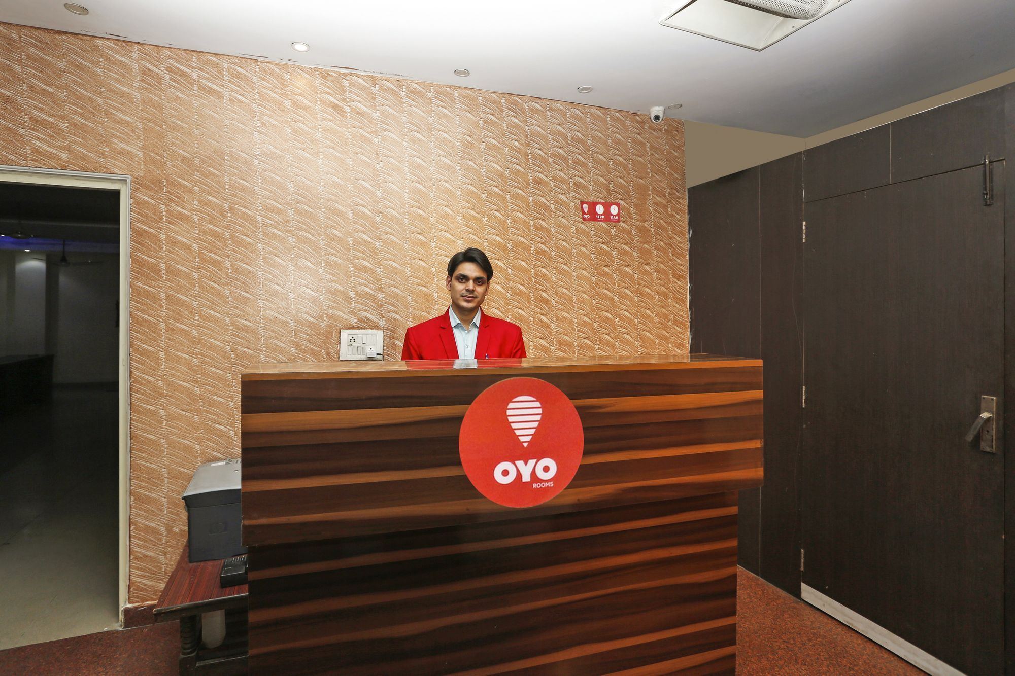 Hotel O Crosswinds Residency Indirapuram Экстерьер фото