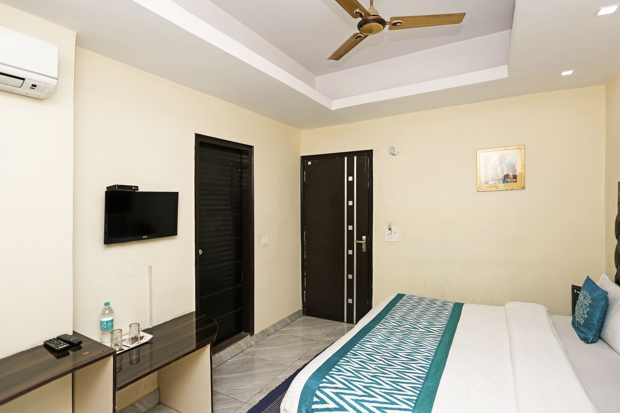 Hotel O Crosswinds Residency Indirapuram Экстерьер фото