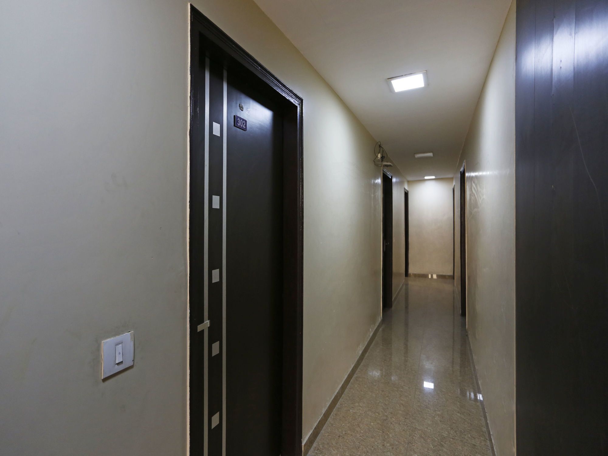 Hotel O Crosswinds Residency Indirapuram Экстерьер фото